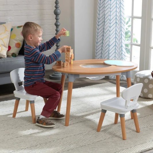 Juego de mesa y dos sillas para niños pequeños Mid-Century Kid™