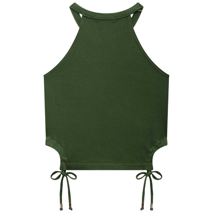 Blusa Crop Halter Sin Mangas Verde Militar con Short Blanco